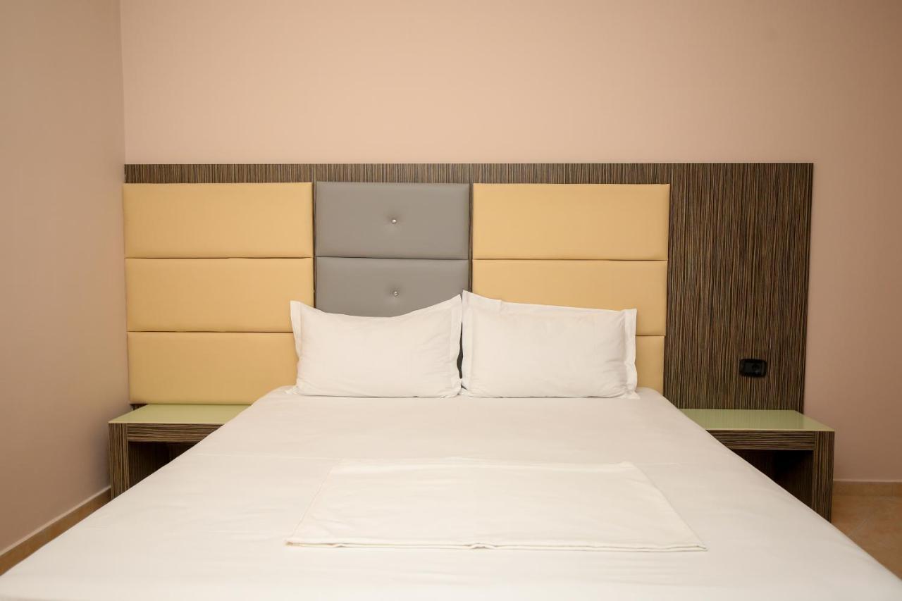 Hotel Aliko Radhimë Eksteriør bilde