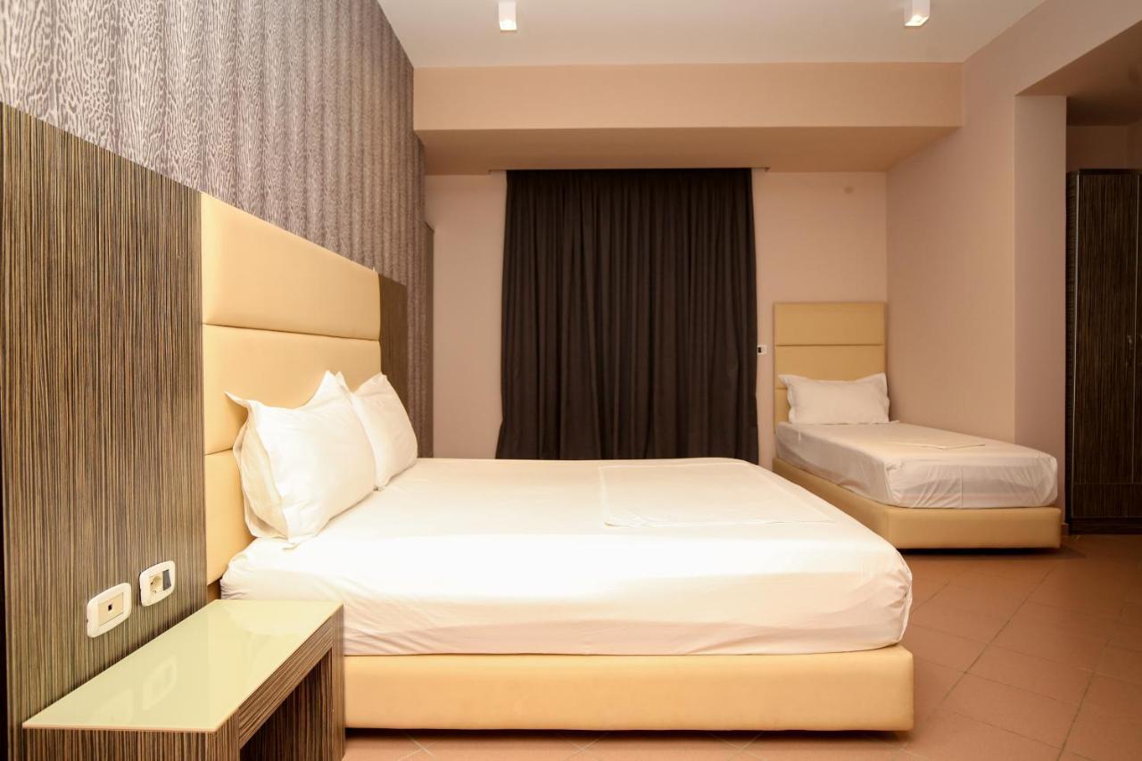 Hotel Aliko Radhimë Eksteriør bilde